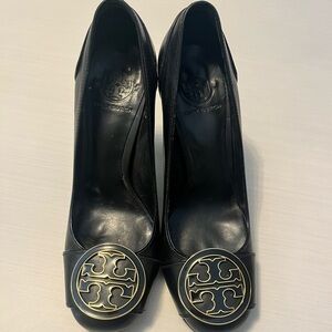 Tory Burch Black Leather Flats